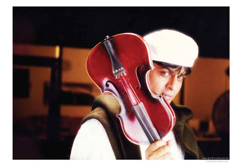 Seven Rays, Shahrukh Khan & violin in Pardes - 1, - PosterGully